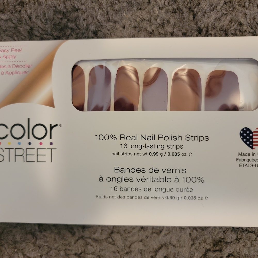 Color Street Nail Polish Strips - Chic Tan